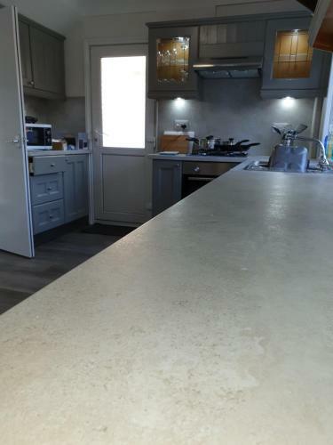 6 Berth Self Catering House, 2 Wc, Secure Off-road Parking, Netflix