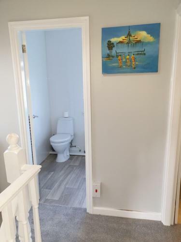 6 Berth Self Catering House, 2 Wc, Secure Off-road Parking, Netflix