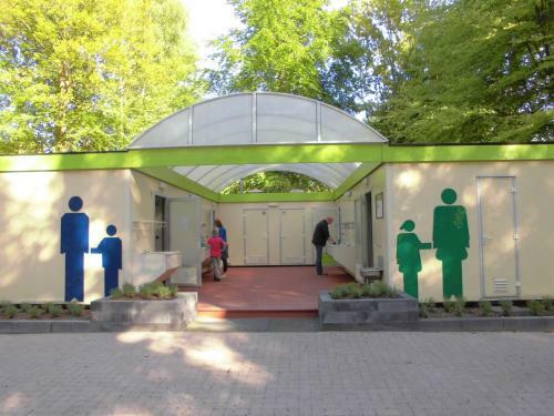 Lodge Vakantiepark 't Urkerbos - Kabouterhuisje
