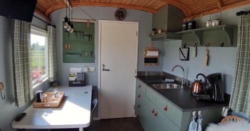 B&B Wijd En Zijt Pipowagen