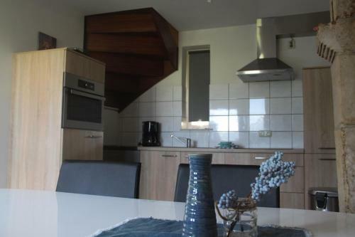Hoeve "doodleger"