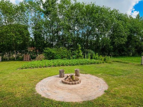 Pretty Holiday Home In Vroomshoop With Garden