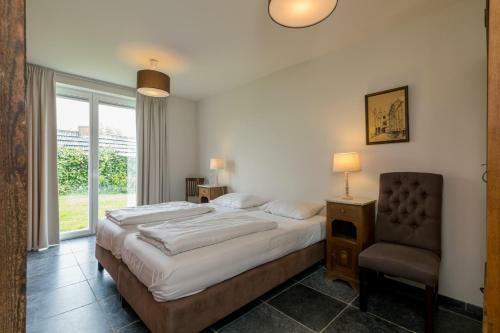 Lepelstraat 14, Vrouwenpolder- Knotwilg