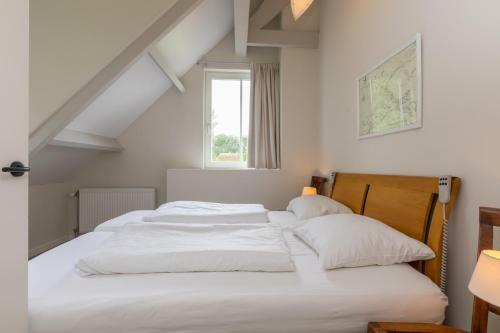 Lepelstraat 14, Vrouwenpolder- Knotwilg