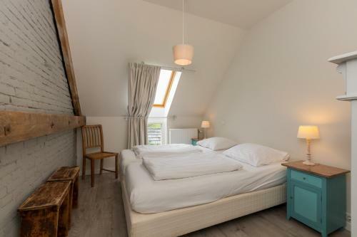 Lepelstraat 14, Vrouwenpolder- Knotwilg
