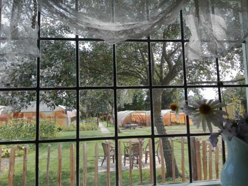Pipowagen Overnachting Het Houten Huis