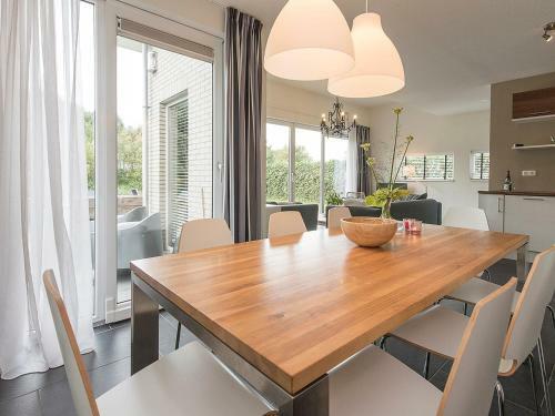 Elegant Holiday Home In Zeewolde With Terrace