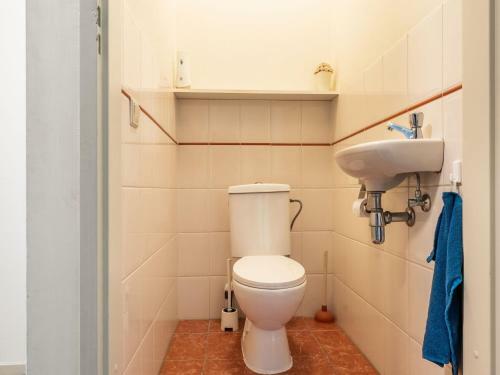 Spacious Holiday Home In Zeewolde With Swimming Pool