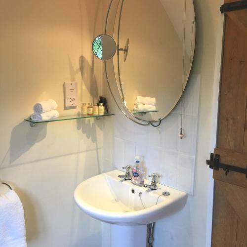 Bed & Breakfast Weald Cottage