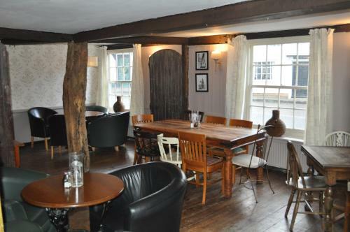 Posada Queenshead Inn