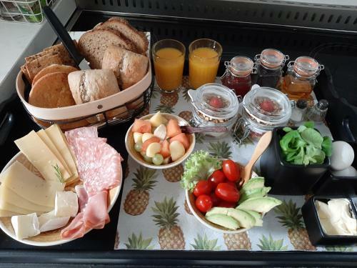 Bed & Breakfast Thuis Bij Elles