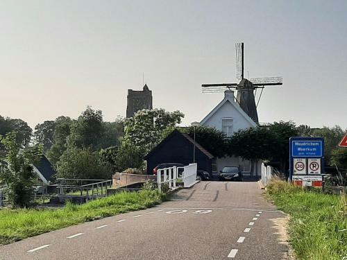 Bed & Breakfast Thuis Bij Elles