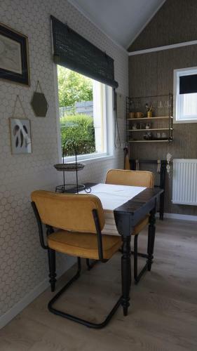 Bed & Breakfast Thuis Bij Elles