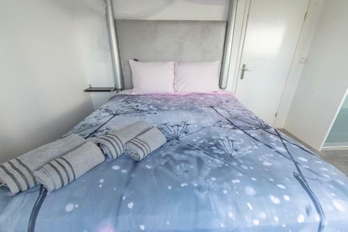 Villa Design Love Bubble With Wellness