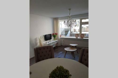 Apartamento Schoon Sfeervol Souterrain