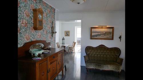 Villa Utanf�r �rnsk�ldsvik, H�ga Kusten