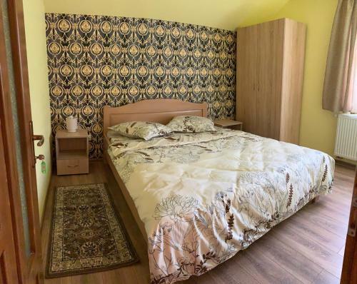 Hostal Krystal Romuli
