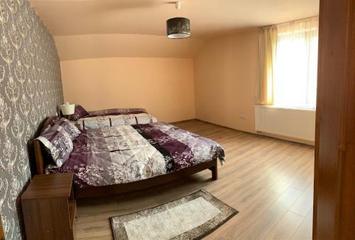 Hostal Krystal Romuli