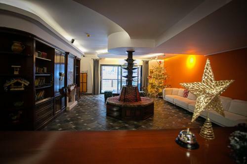 Hostal Vila Dino
