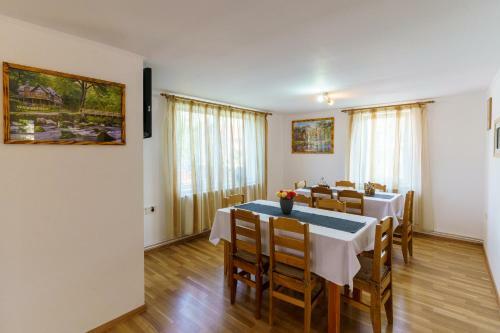 Villa Casa Primaverii