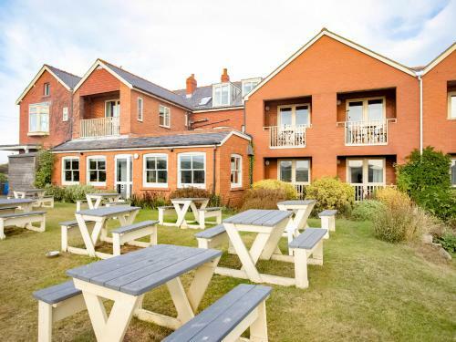 Cliffemount Hotel