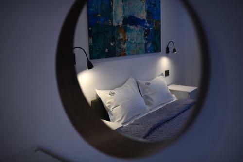 R&b Apartments