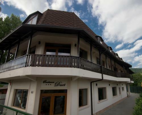 Hostal Pensiunea Duet