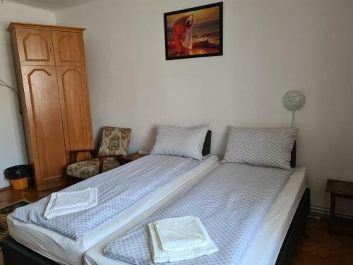 Hostal Aurora Vend�gh�z