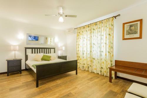 Hostal Holiday Lagos