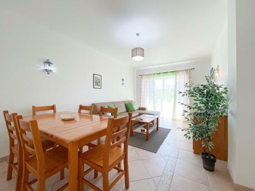 Casa Do Farol - Apartamento Com Piscina Junto � Praia Do Camilo