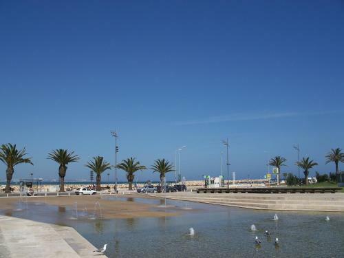 Health Approved Apartment With Ac, Terraces And Pool