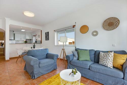 Henris Apartment