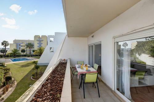 Henris Apartment
