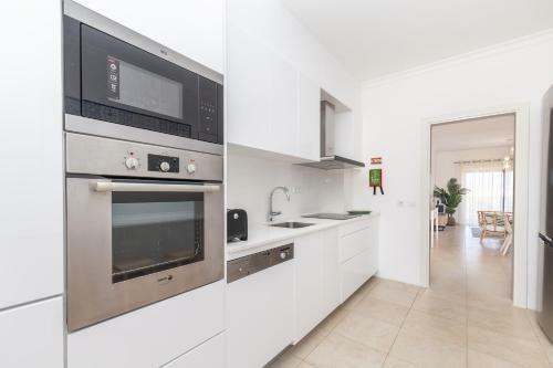 Santa Maria Apartment At Porto de Mos Beach