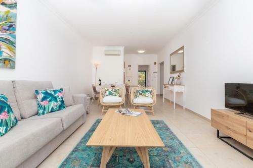 Santa Maria Apartment At Porto de Mos Beach