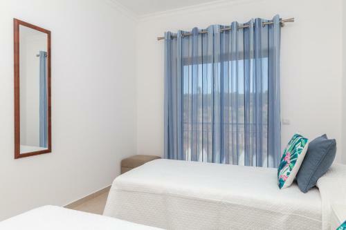 Santa Maria Apartment At Porto de Mos Beach