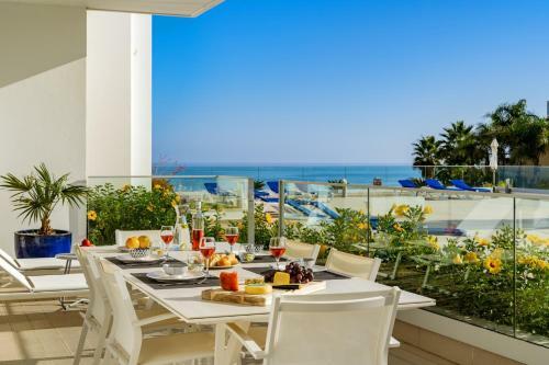 Apartamento Porto de Mos 108 By Destination Algarvee