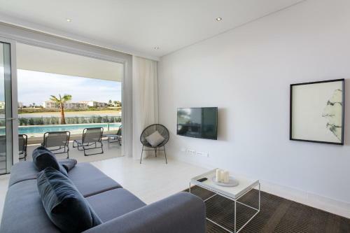 Apartamento Porto de Mos 108 By Destination Algarvee