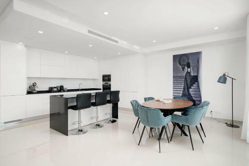 Family Apartment Close To The Beach
