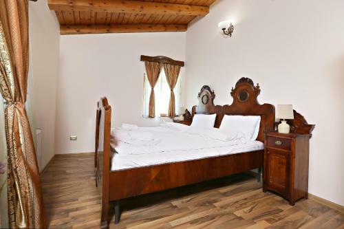 Hostal Pensiunea Sanmartin