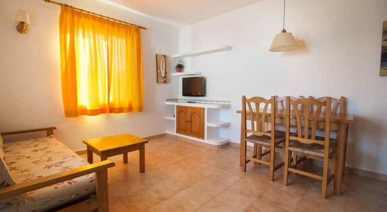 Apartamentos Sol Ponent