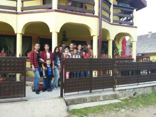 Hostal Karisma Kriss