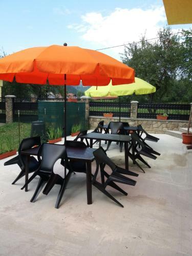 Hostal Karisma Kriss