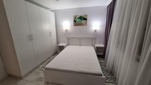 La Fluturi Apartament