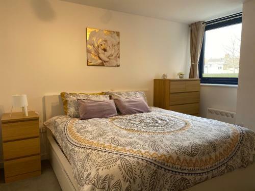 Apartamento New Modern&fashionable Two Bedroom Flat Free Wifi
