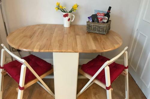 8a Tweed Cottage, Just Off The High St In Peebles
