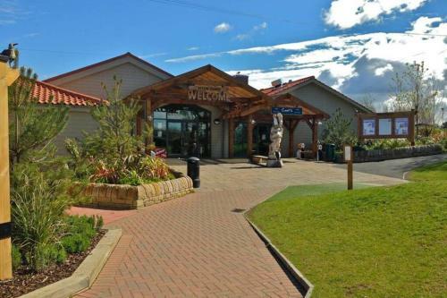 Edinburgh - Seton Sands-salsa Caravan-pet Friendly