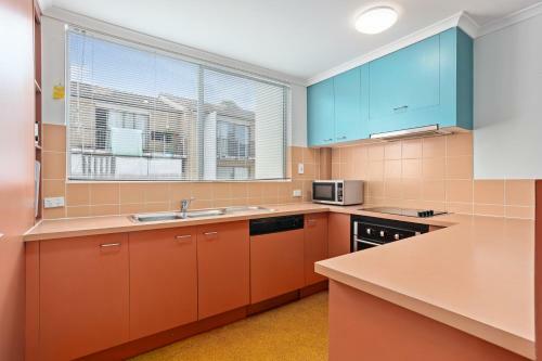 Apartamento Spacious Southport Townhouse With Balcony