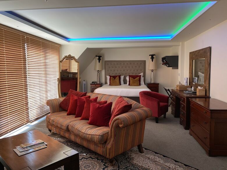 Forest Park Hotel