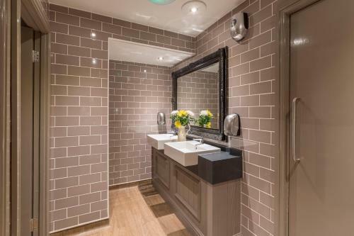 Hostal Londesborough Hotel